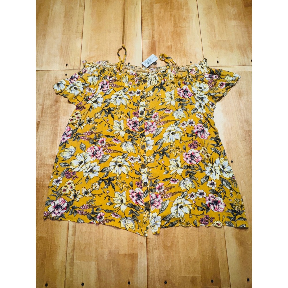 Torrid Yellow‎ Floral Cold Shoulder Smocked Button Front Top Plus Size 3 3X